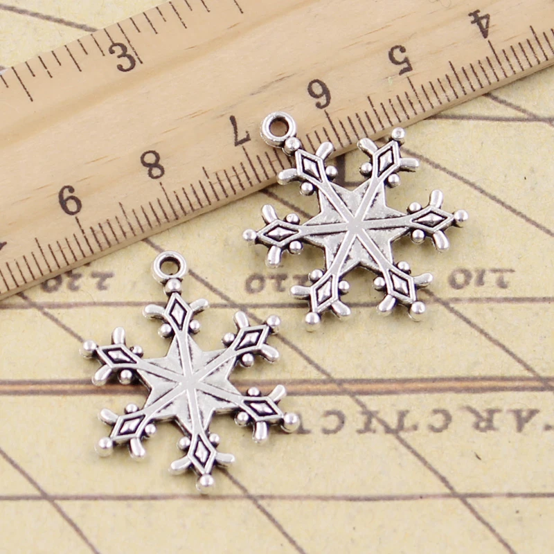 (image for) Silver Snowflake Charm 3
