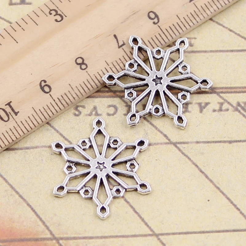 (image for) Silver Snowflake Charm 4