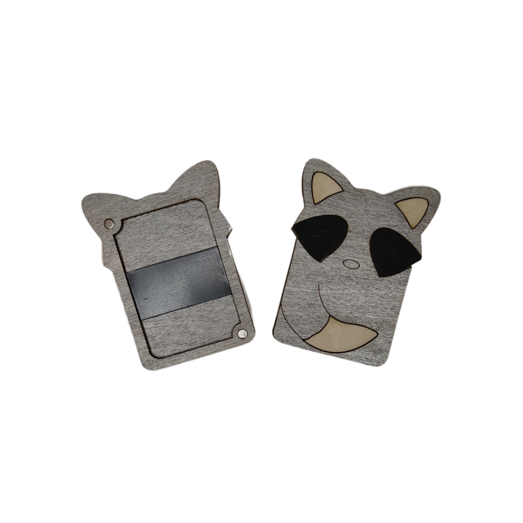 (image for) Wooden Needle Case - Raccoon